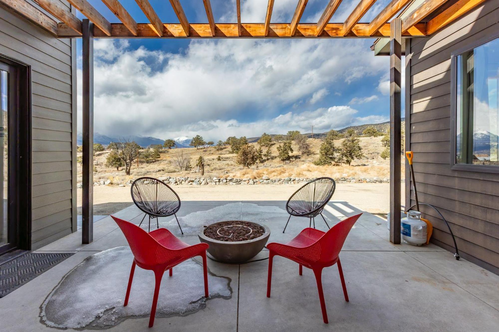 Mid-Century Modern Escape Hikingbiking Nearby! Villa Salida Exterior photo
